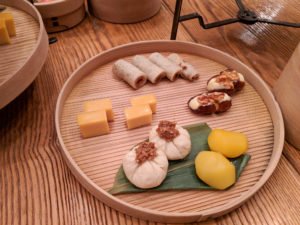 Higashiya Ginza-large-set-plate